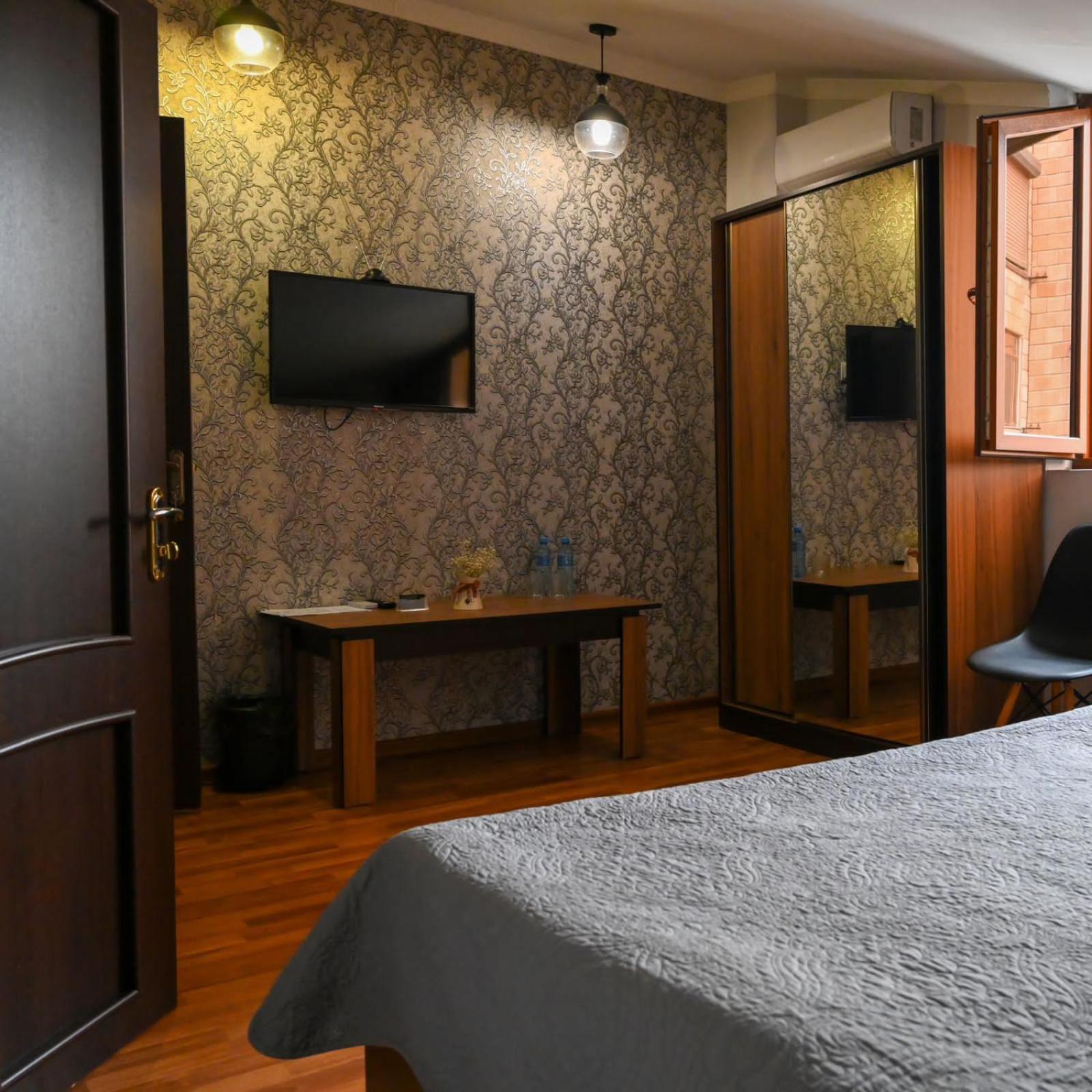 Sofia Hotel Erivan Exterior foto